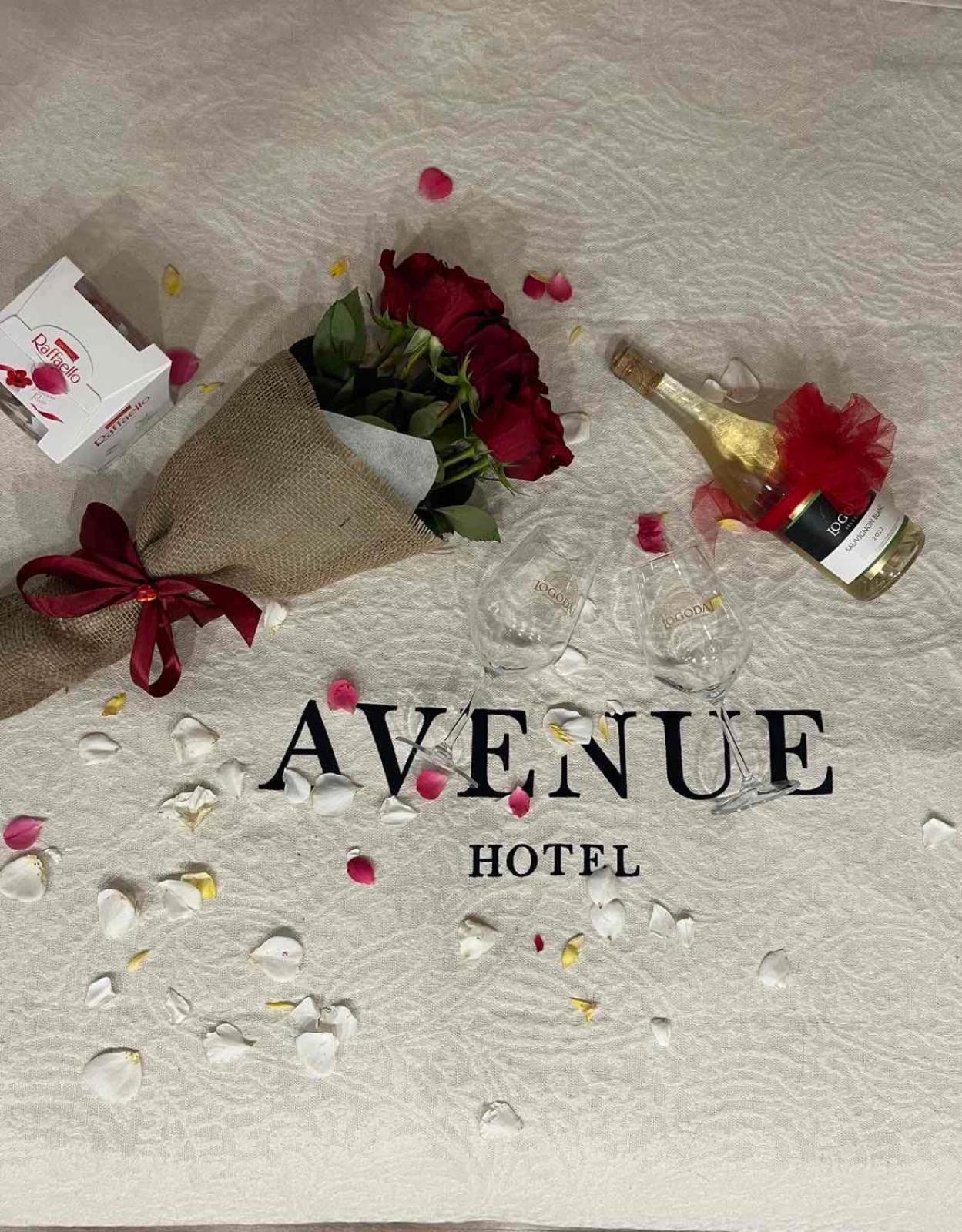 Hotel Avenue Ravda Bagian luar foto